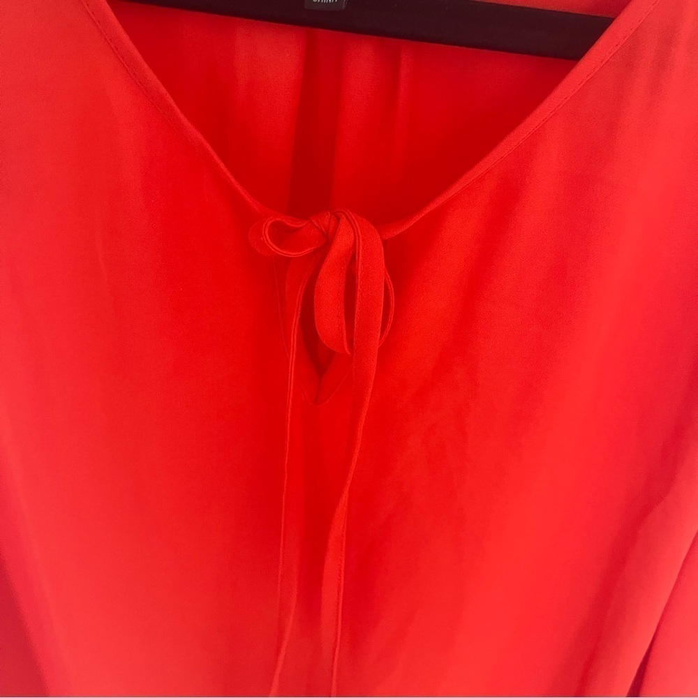 XOXO Blouse with Flare sleeves.Slit Through Sleeve and Key Hole neckline. Size S - Picture 3 of 8